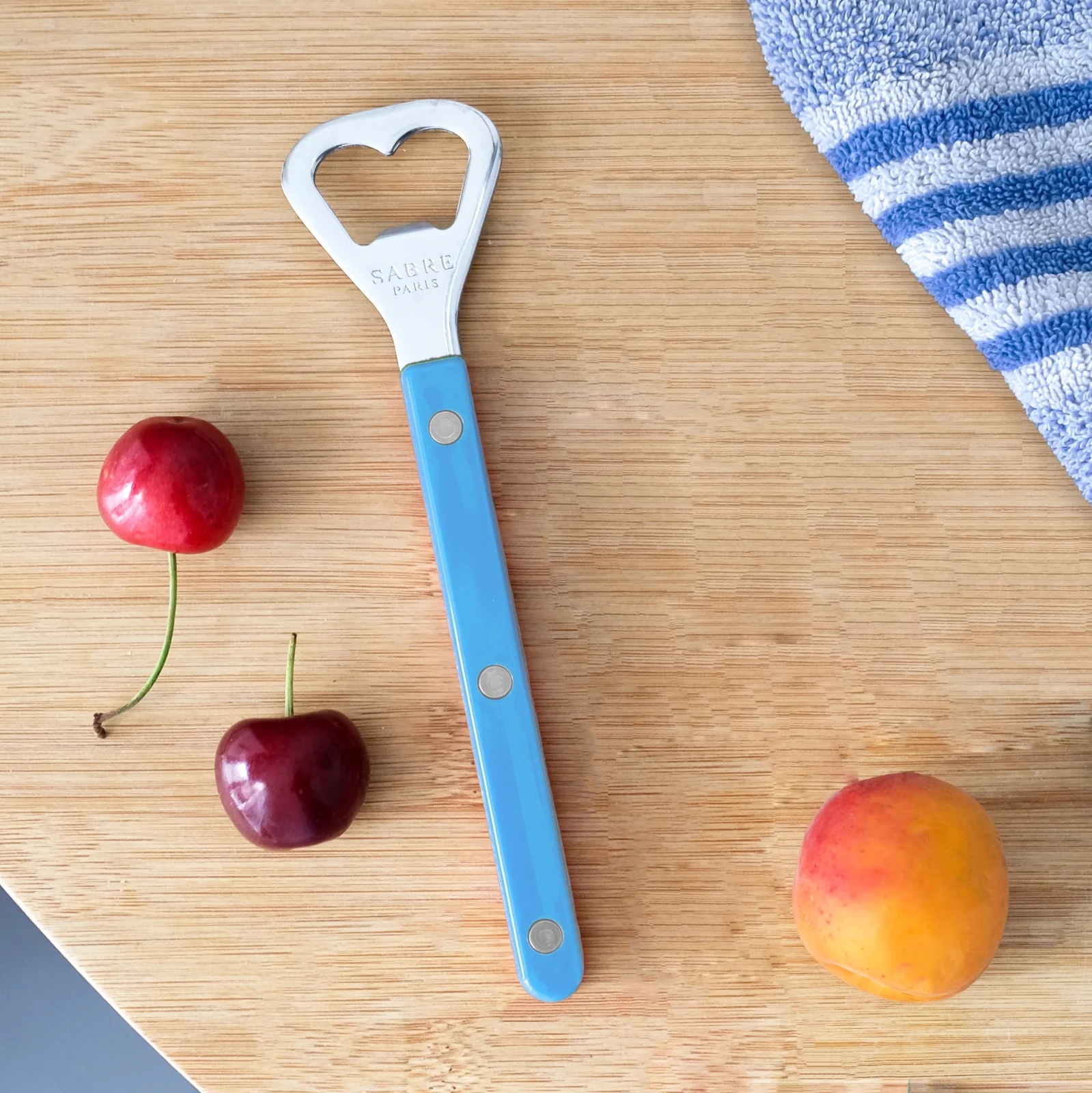 Bistrot Solid, Pastel blue - Bottle opener - Image 2