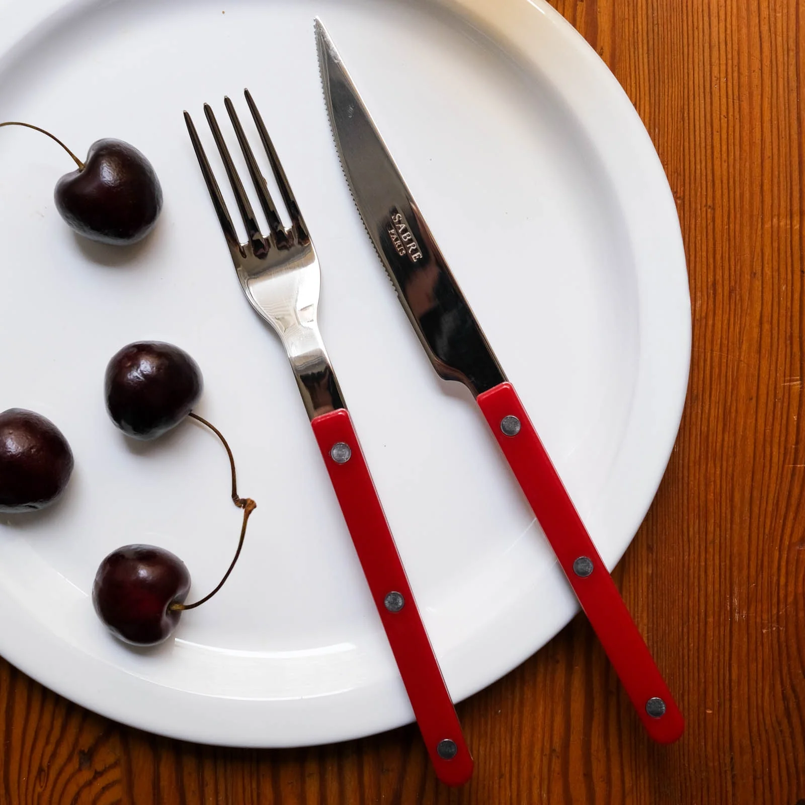 Bistrot Solid, Burgundy - Box of 4 pieces cutlery set - Image 2