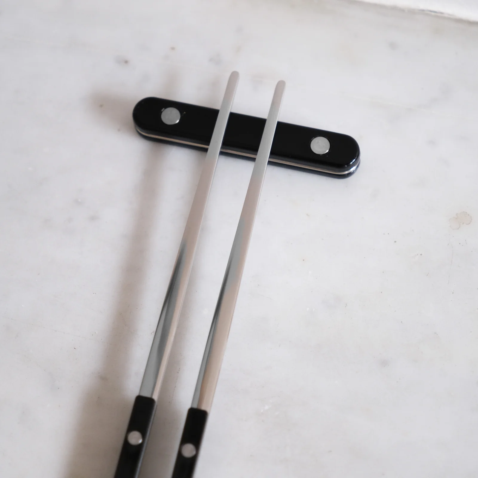 Bistrot Solid, Black - Chopsticks set - Image 3