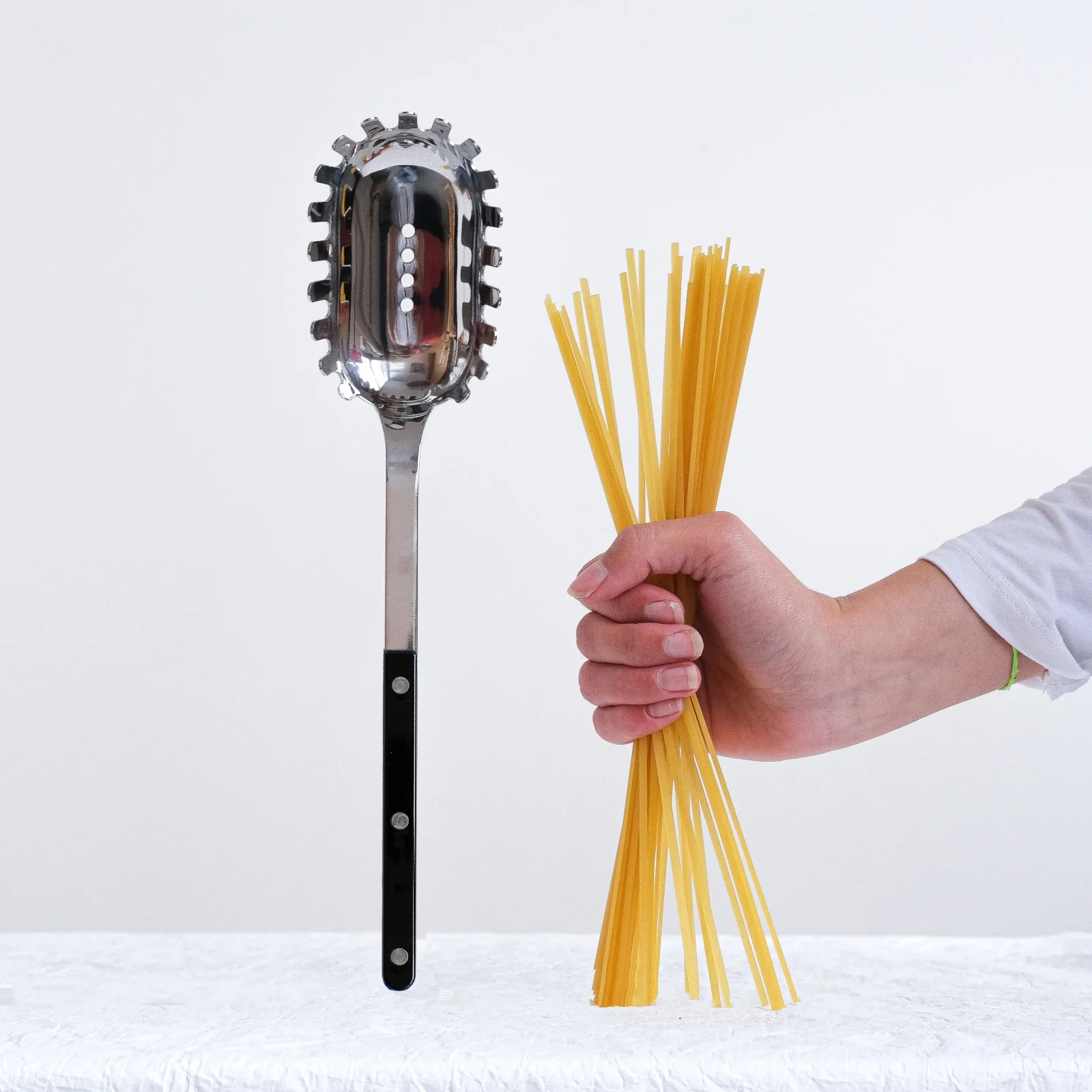 Bistrot Solid, Black - Spaghetti spoon - Image 2