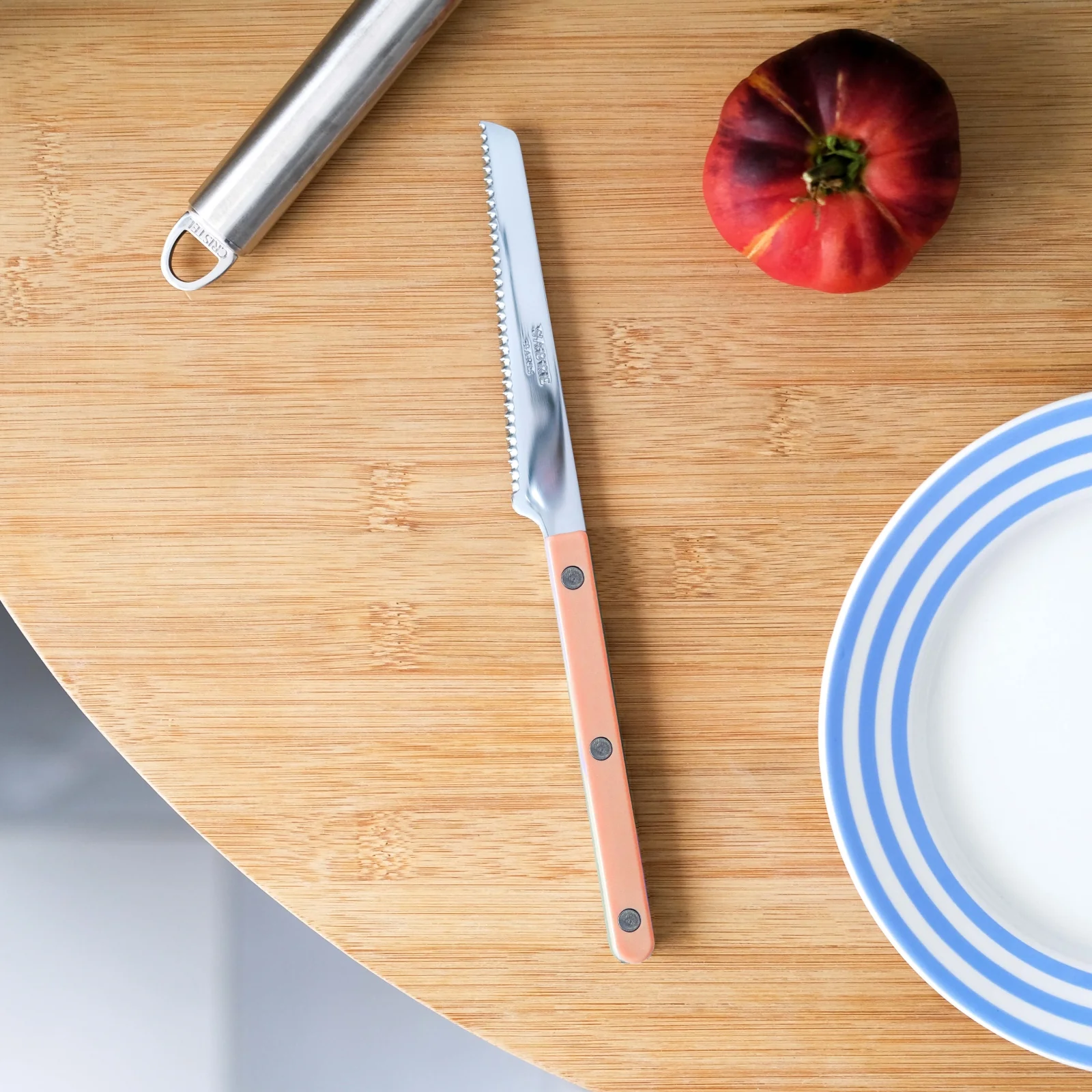Bistrot Solid, Nude Pink - Tomato knife - Image 2