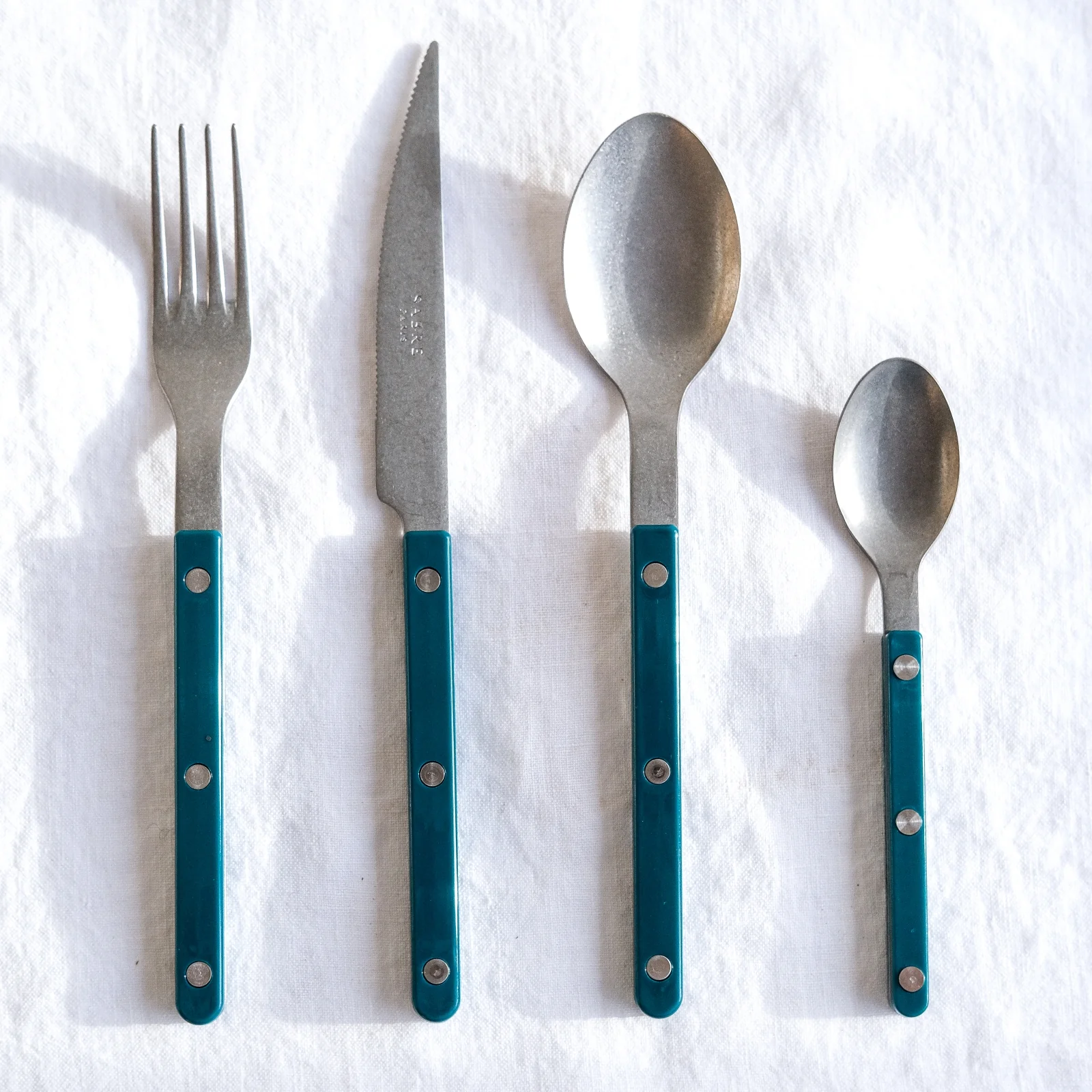 Bistrot Vintage Solid, Aquamarine - 4 pieces cutlery set - Image 4