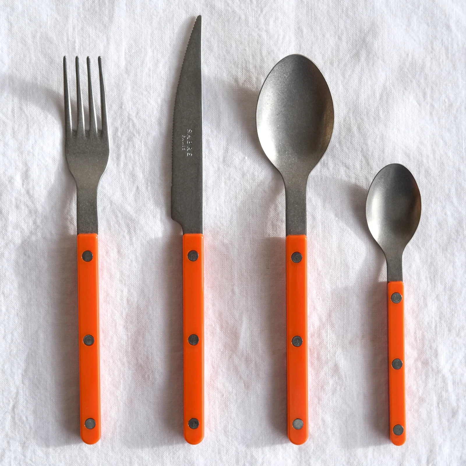 Bistrot Vintage Solid, Orange - 4 pieces cutlery set - Image 4