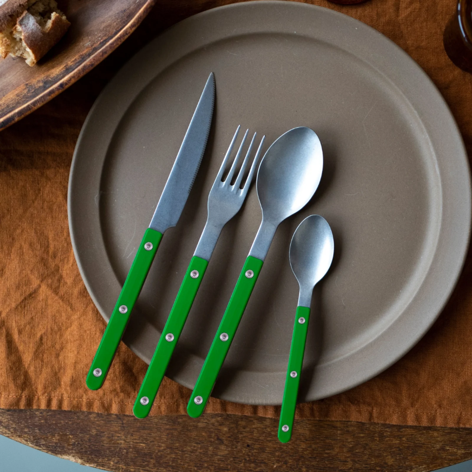 Bistrot Vintage Solid, Garden green - 24 pieces cutlery set - Image 4
