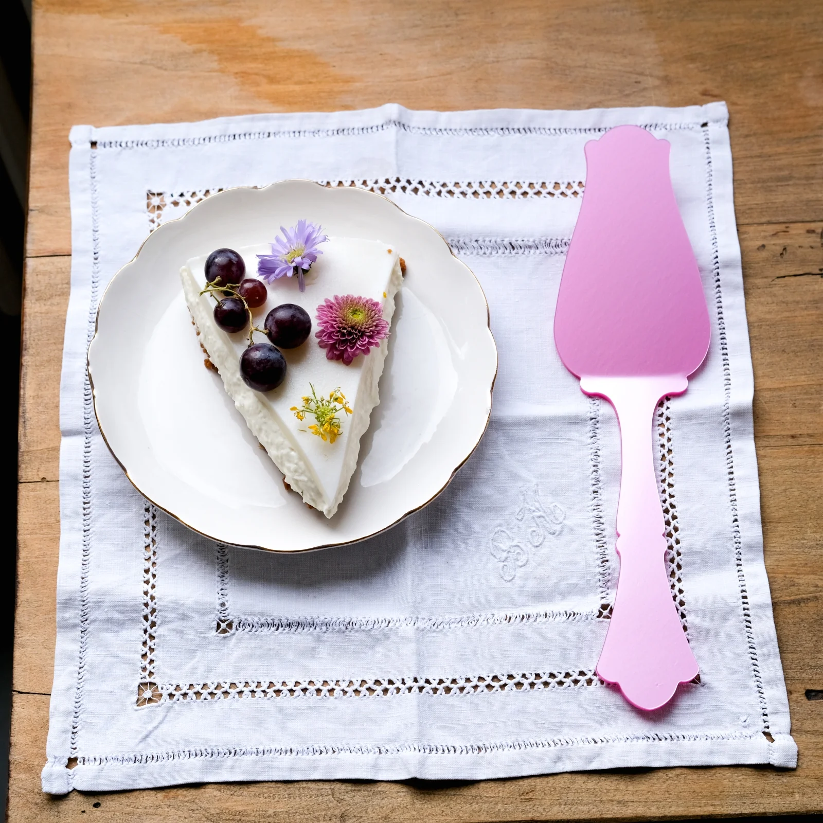Honorine, Soft pink - Tart server - Image 2