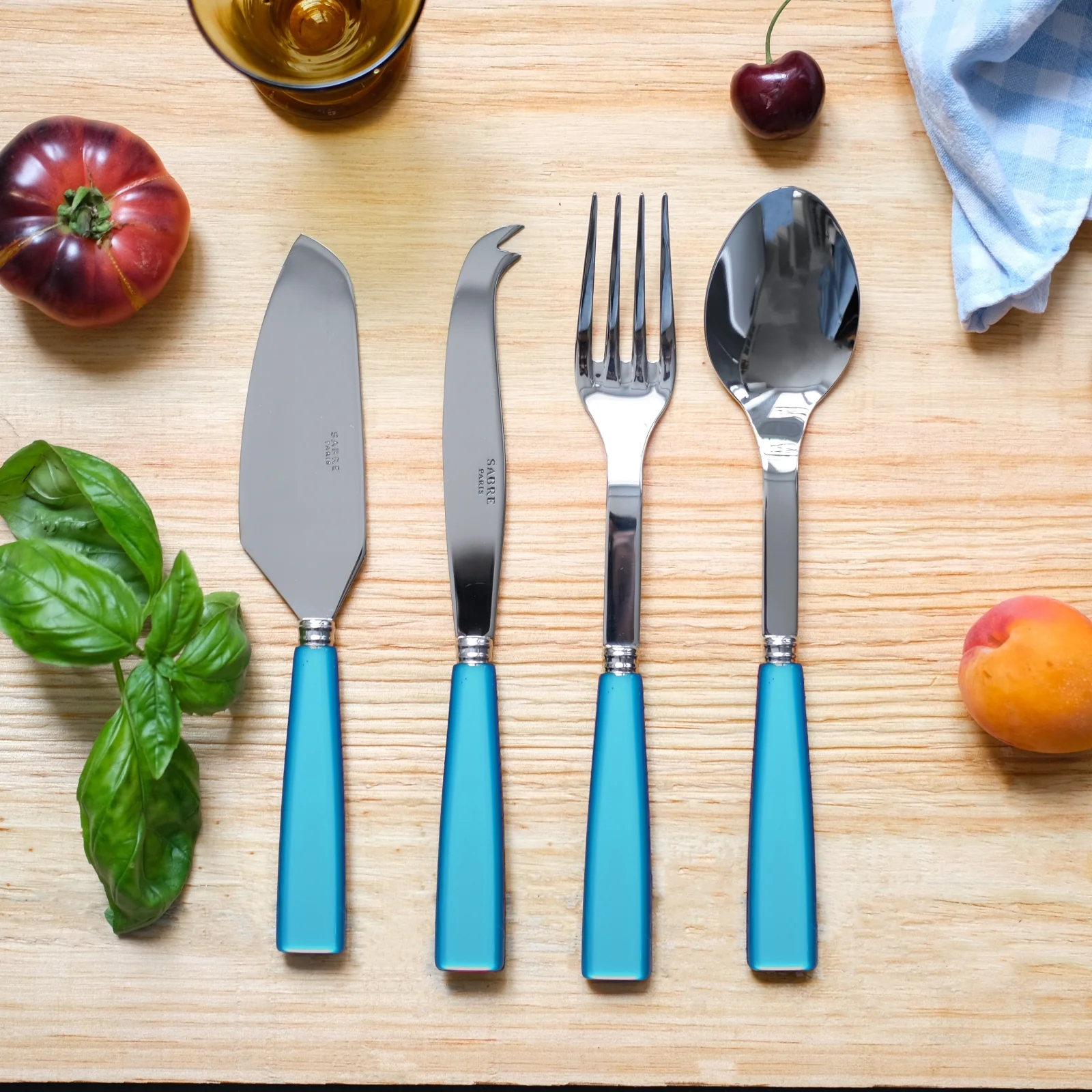 Icône, Turquoise - Set of 4 must-have serving pieces - Image 2